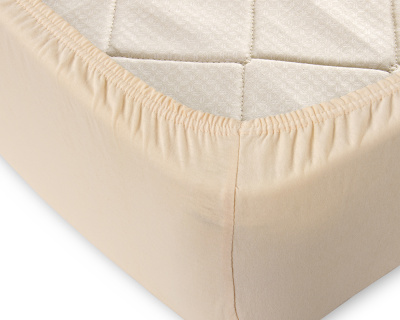 Трикотажная простынь на резинке бежевый